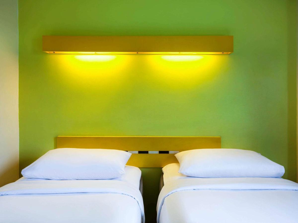 Ibis Budget Jakarta Menteng Exterior photo
